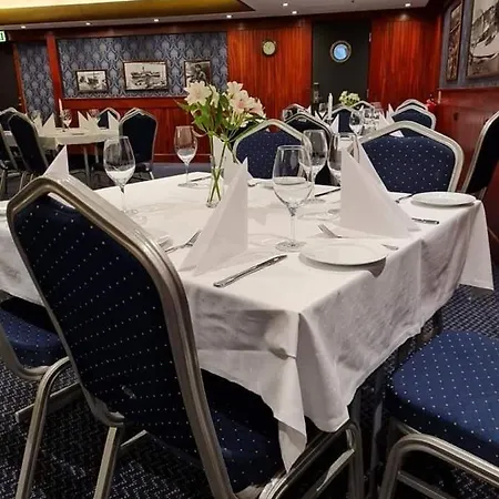 Grand - Unike Hotel 4*