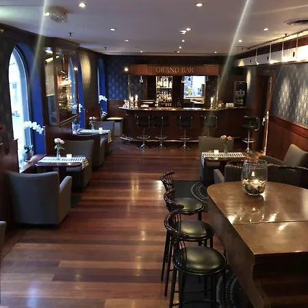 Отель Grand - Unike 4*