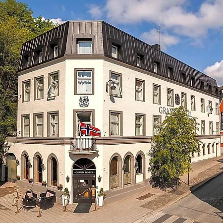 Hotel Grand - Unike 4*