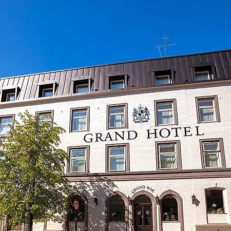 Hotel Grand - Unike 4*