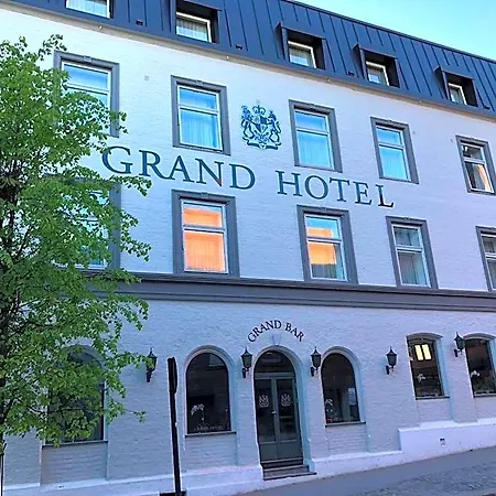 Grand - Unike