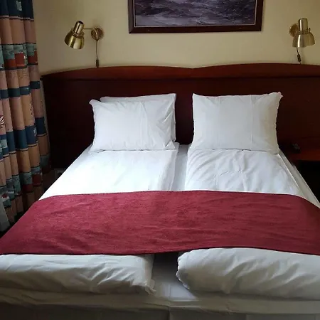 Grand - Unike Hotel 4*