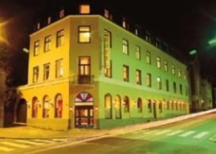 Grand - Unike Hotel 4*