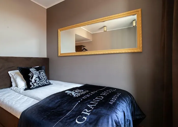 Grand - Unike Otel 4*