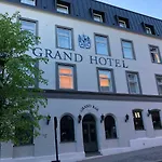 Grand - Unike Отель
